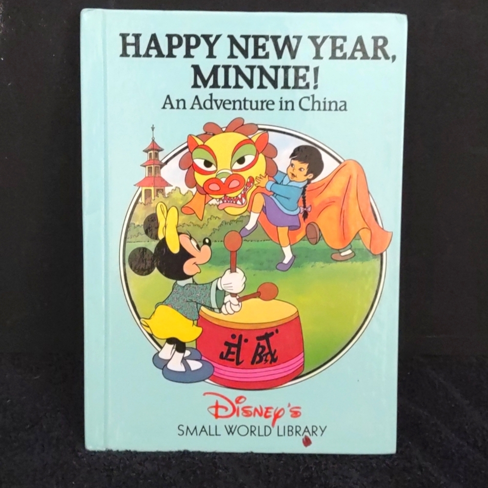 SLIGHTLY USED HARDCOVER HAPPY NEW YEAR, MINNIE! AN ADVENTURE IN CHINA DISNEY